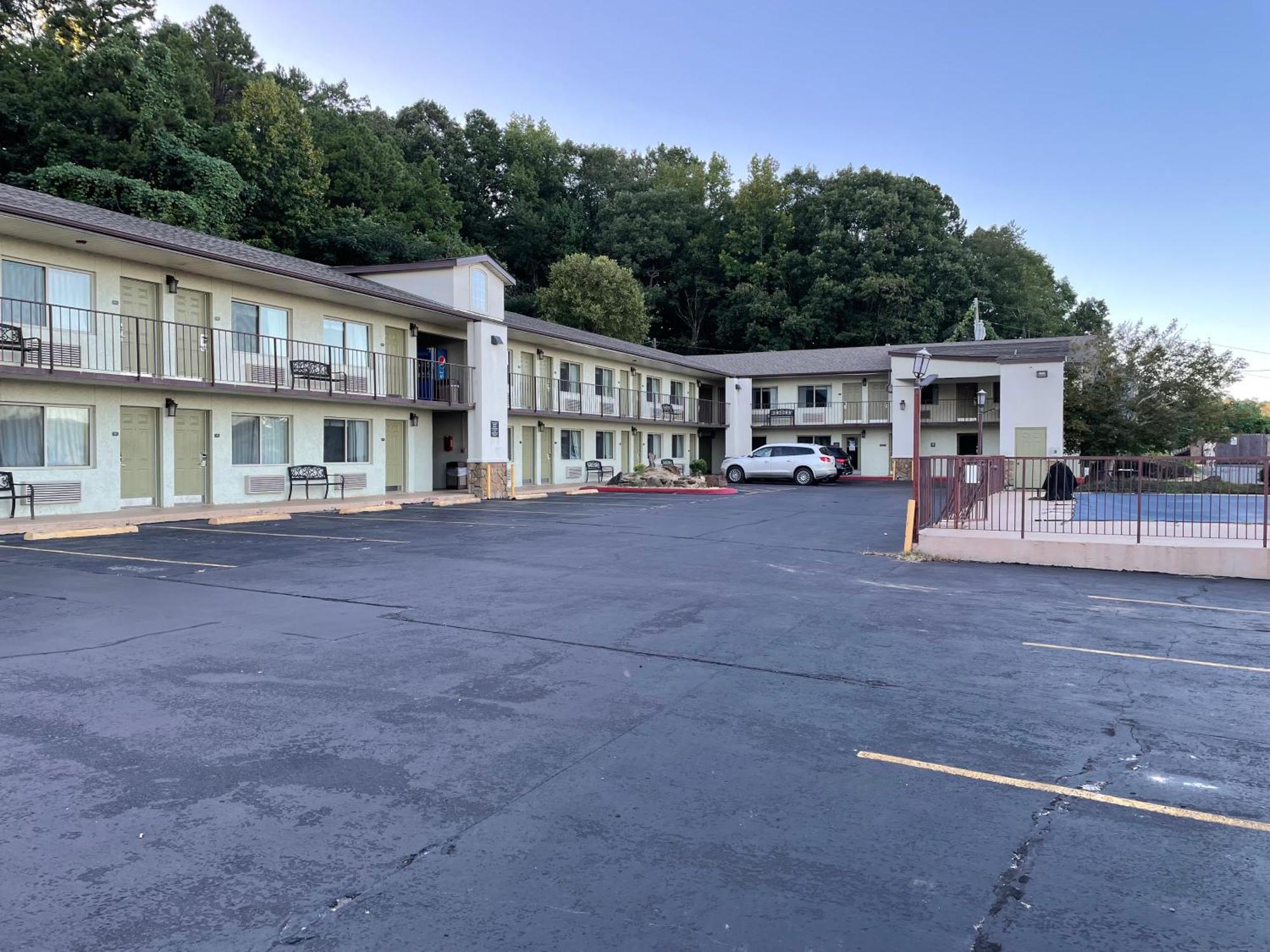 Best Western Hillside Inn Clinton Exterior foto